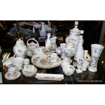 Collection of Aynsley Pembroke Fine China