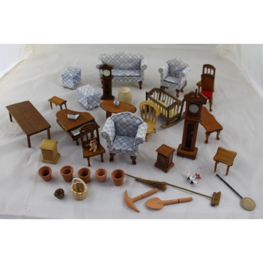 old fashioned dolls house furniture