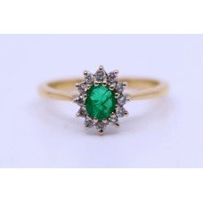 Emerald & Diamond 18ct Gold Cluster Ring