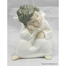 Lladro Figurine "Angel Thinking" #4539