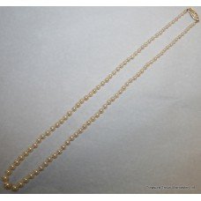 Graduated Pearl Necklace with Gold Clasp