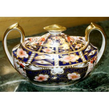 Royal Crown Derby Imari Sucrière Lidded Bowl 1922