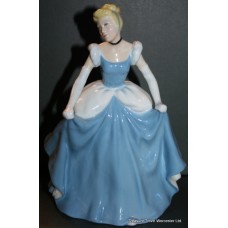 Royal Doulton Disney Princess Figurine 'Cinderella' HN 3677