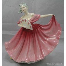 Royal Doulton Figurine "Elaine" HN 3307