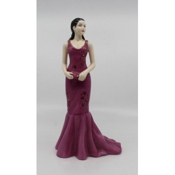 Royal Doulton Figurine Natalie Pretty Ladies HN 5012