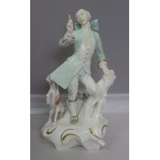 Royal Worcester Figurine "Dilettante" The Age of Elegance