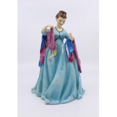 Royal Worcester Doughty Figurine The Seamstress 3569