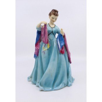 Royal Worcester Doughty Figurine The Seamstress 3569