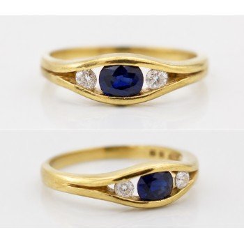 Three Stone Sapphire & Diamond 18ct Gold Ring Three Stone Sapphire & Diamond 18ct Gold Ring