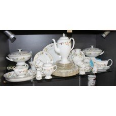 Wedgwood Mirabelle Dinner Service Coffee Service